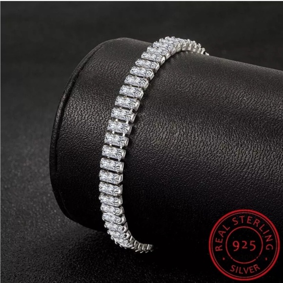 NEW 925 STERLING SILVER PRINCESS CUT DIAMOND BRACELET - Picture 4 of 6